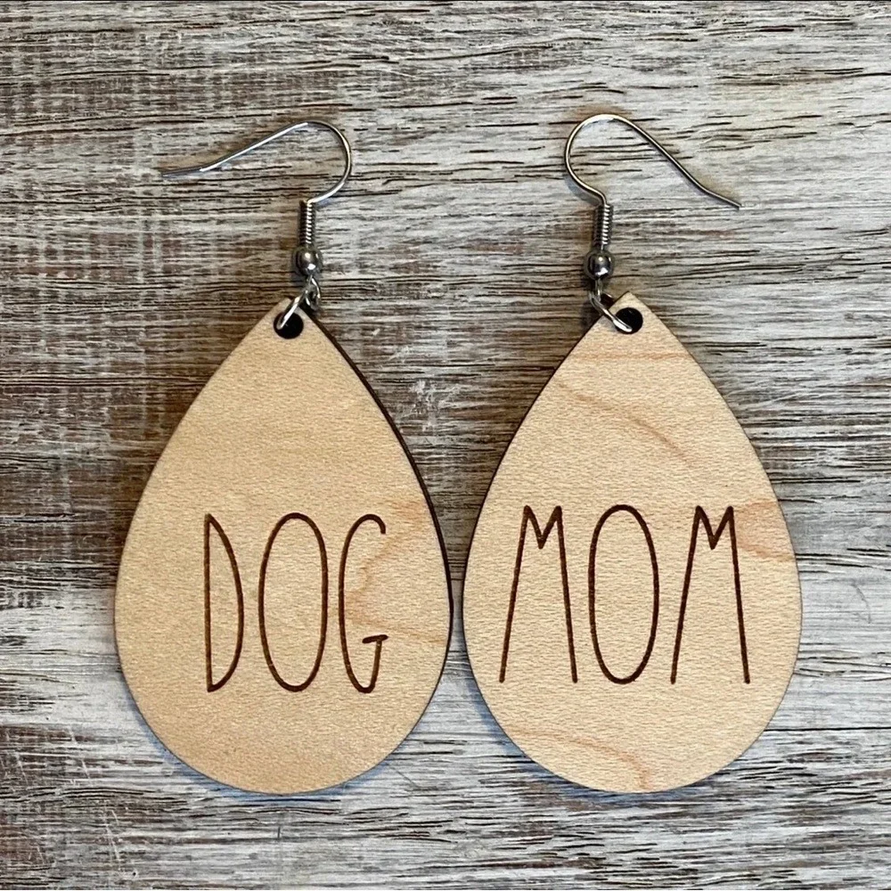 Dog‎ Mom Wooden Earrings