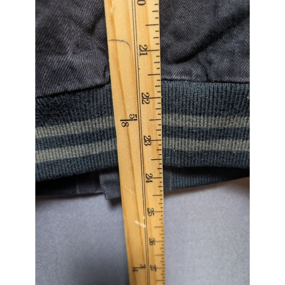 Levis small trucker