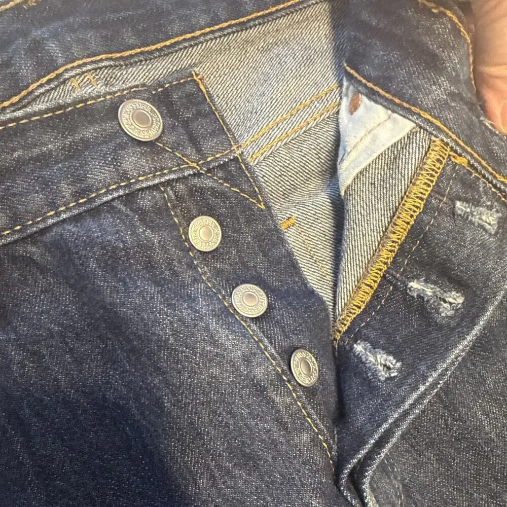 Levis closet wash