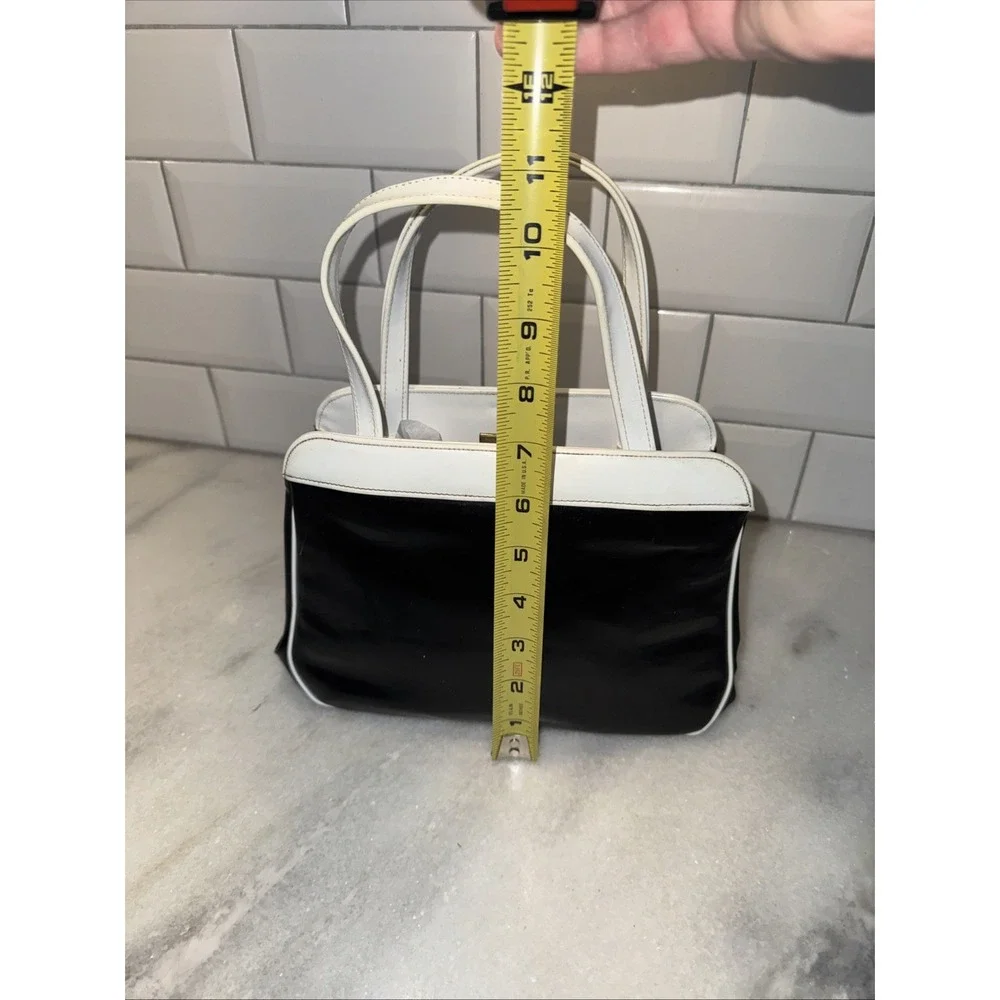 Ingber black/white patent leather Purse vintage 1950's With Brass Hardware Gw993