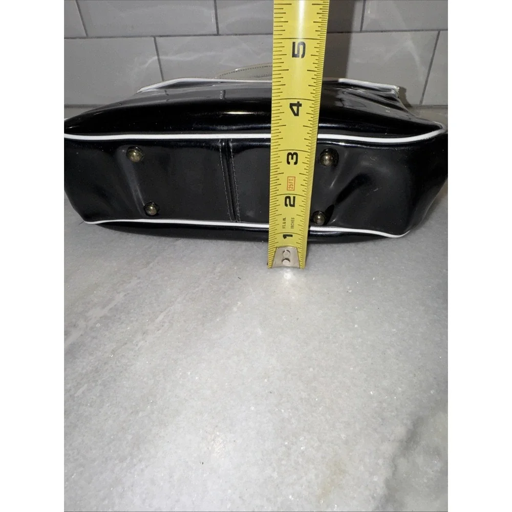 Ingber black/white patent leather Purse vintage 1950's With Brass Hardware Gw993