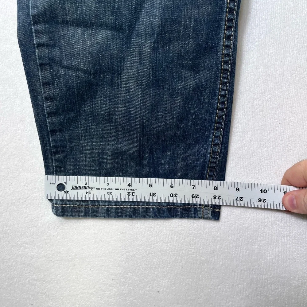 Levi's find anything