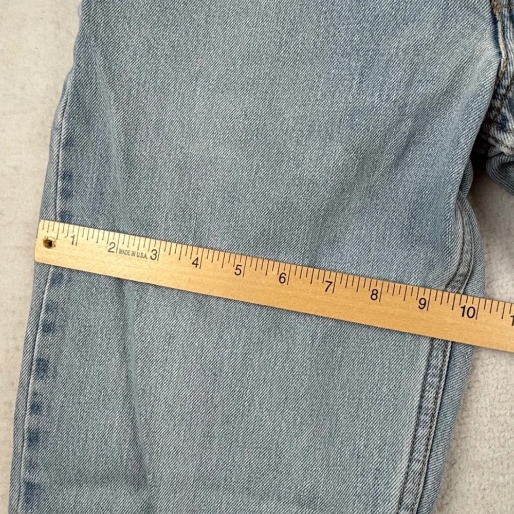 Levis there small