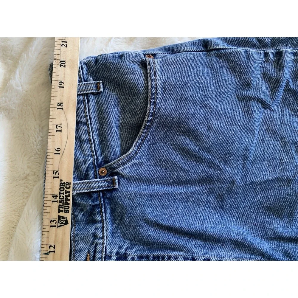 Levi's whether shorts