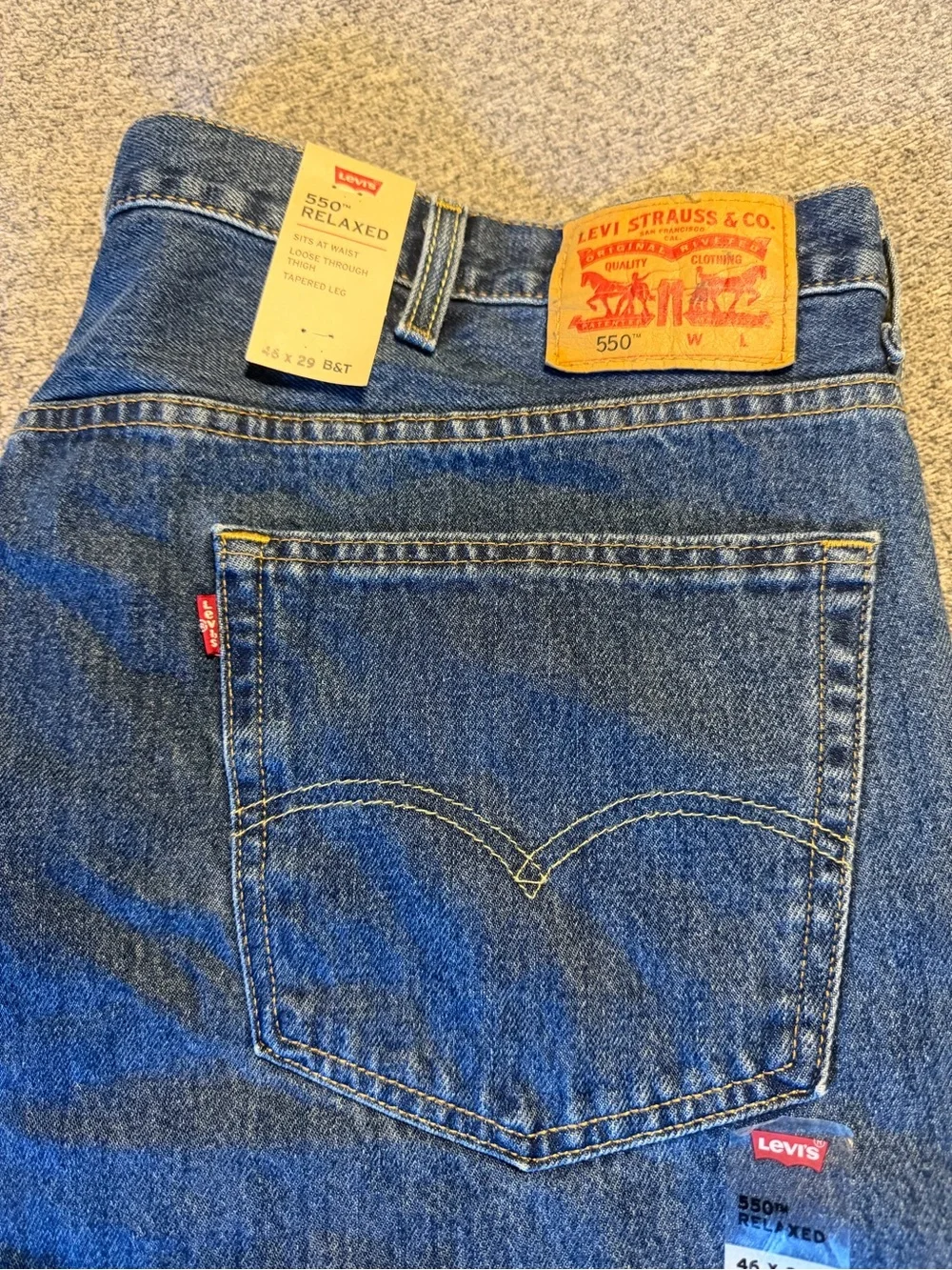 LEVI STRAUSS Men‎ 550 Relaxed Fit 100% Cotton Denim Jeans - 46x39 Dark Blue