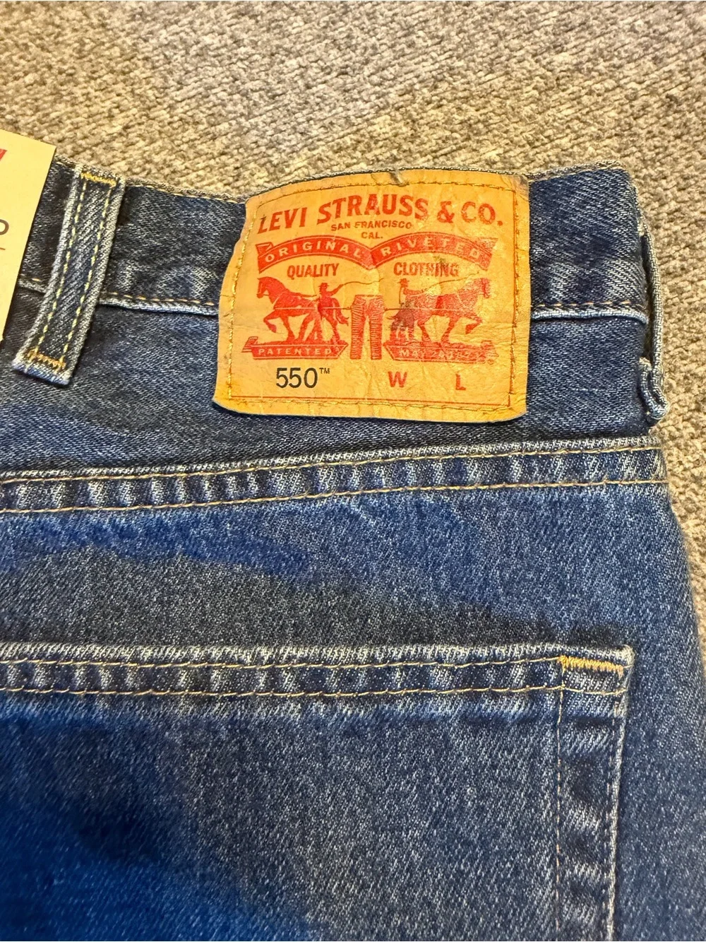 LEVI STRAUSS Men‎ 550 Relaxed Fit 100% Cotton Denim Jeans - 46x39 Dark Blue