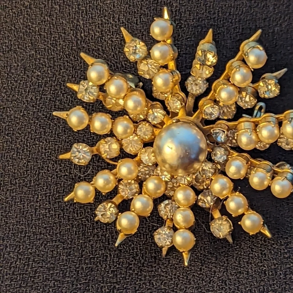 Coro beautiful vintage