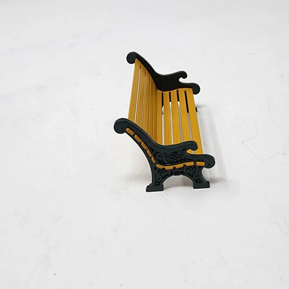 Department 56 Village Wrought Iron Park Bench Yellow Green Metal Accessory 52302