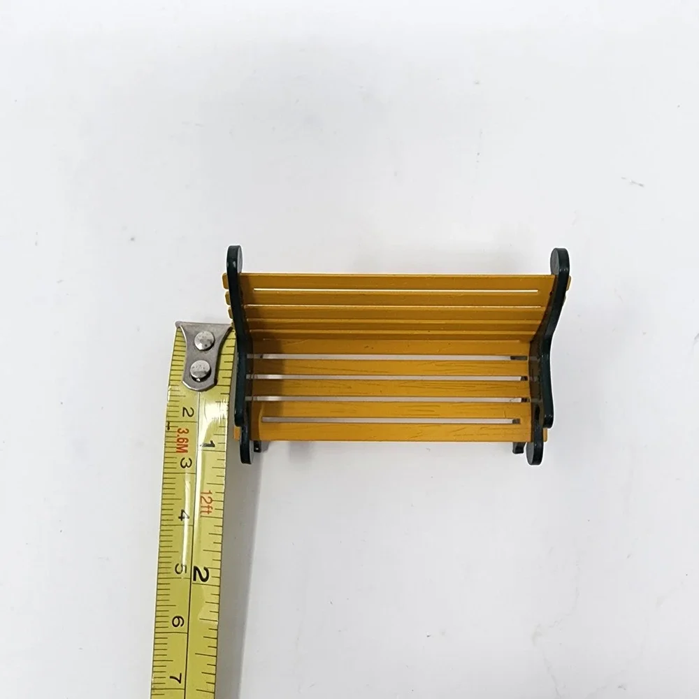 Department 56 Village Wrought Iron Park Bench Yellow Green Metal Accessory 52302