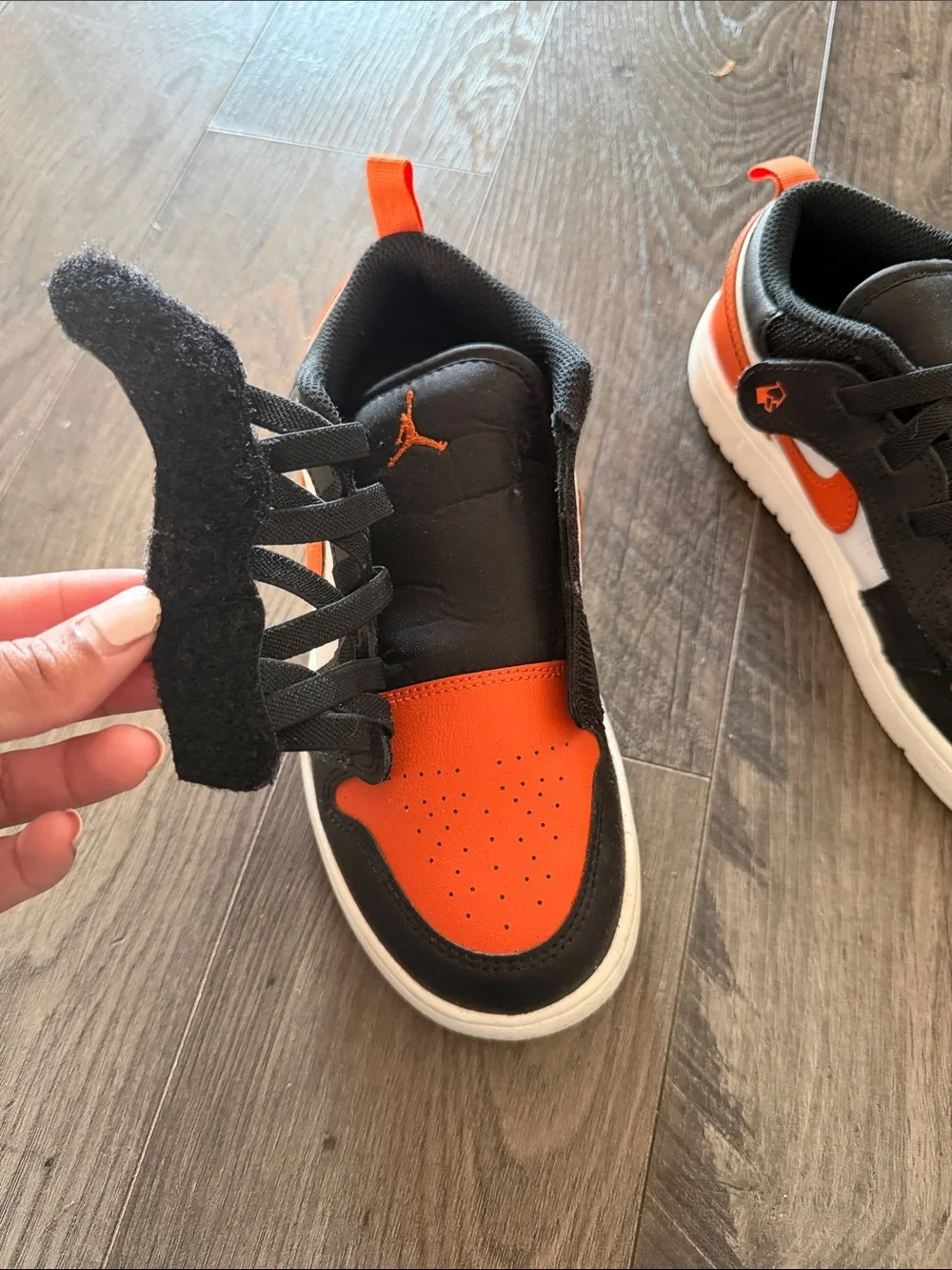 Jordan secure sized sleek
