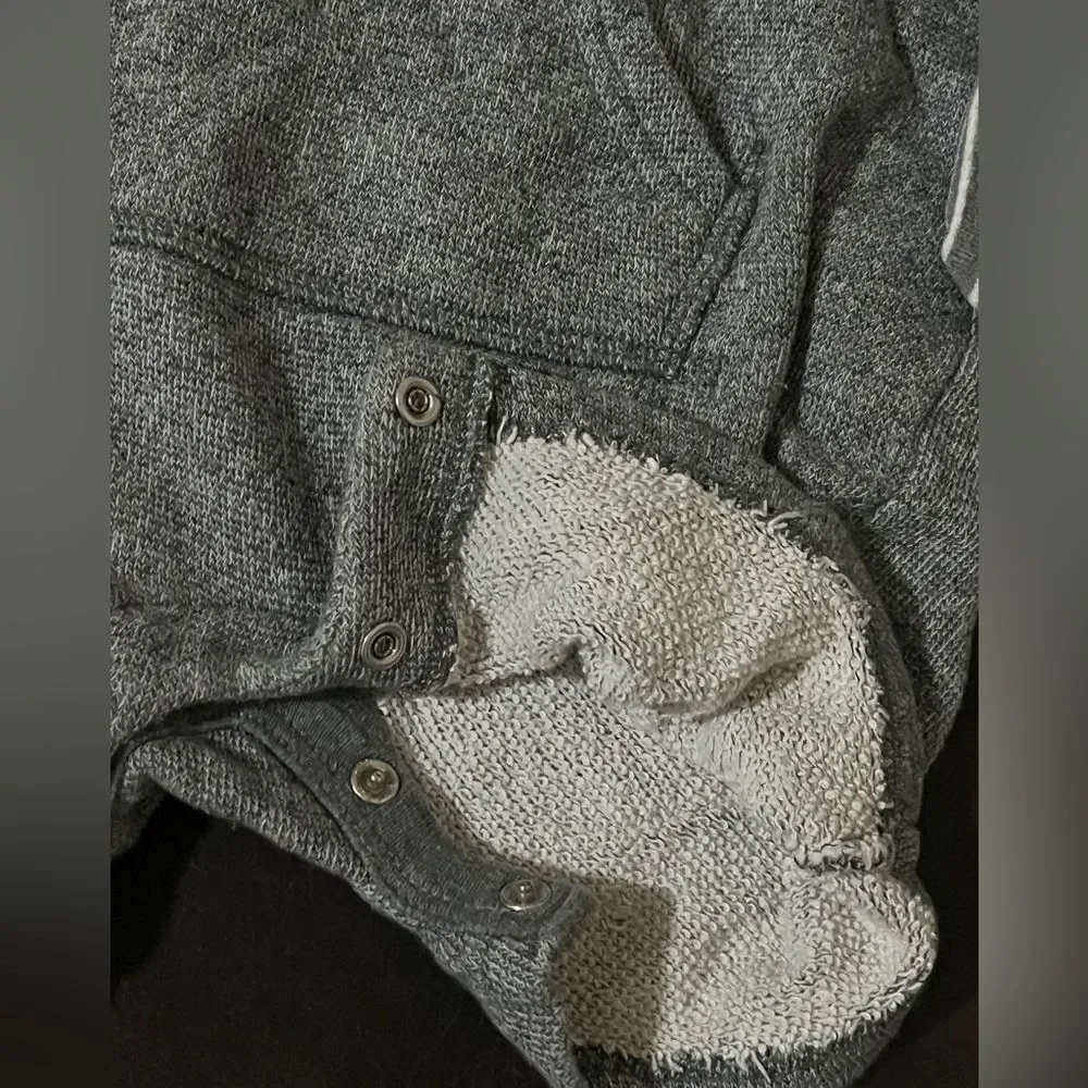 (2) GAP Carter’s Lot of 2 Baby Boy Gap Hooded Romper Gray Blue 12M 12 months