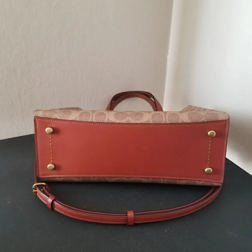 Coach nwot leather