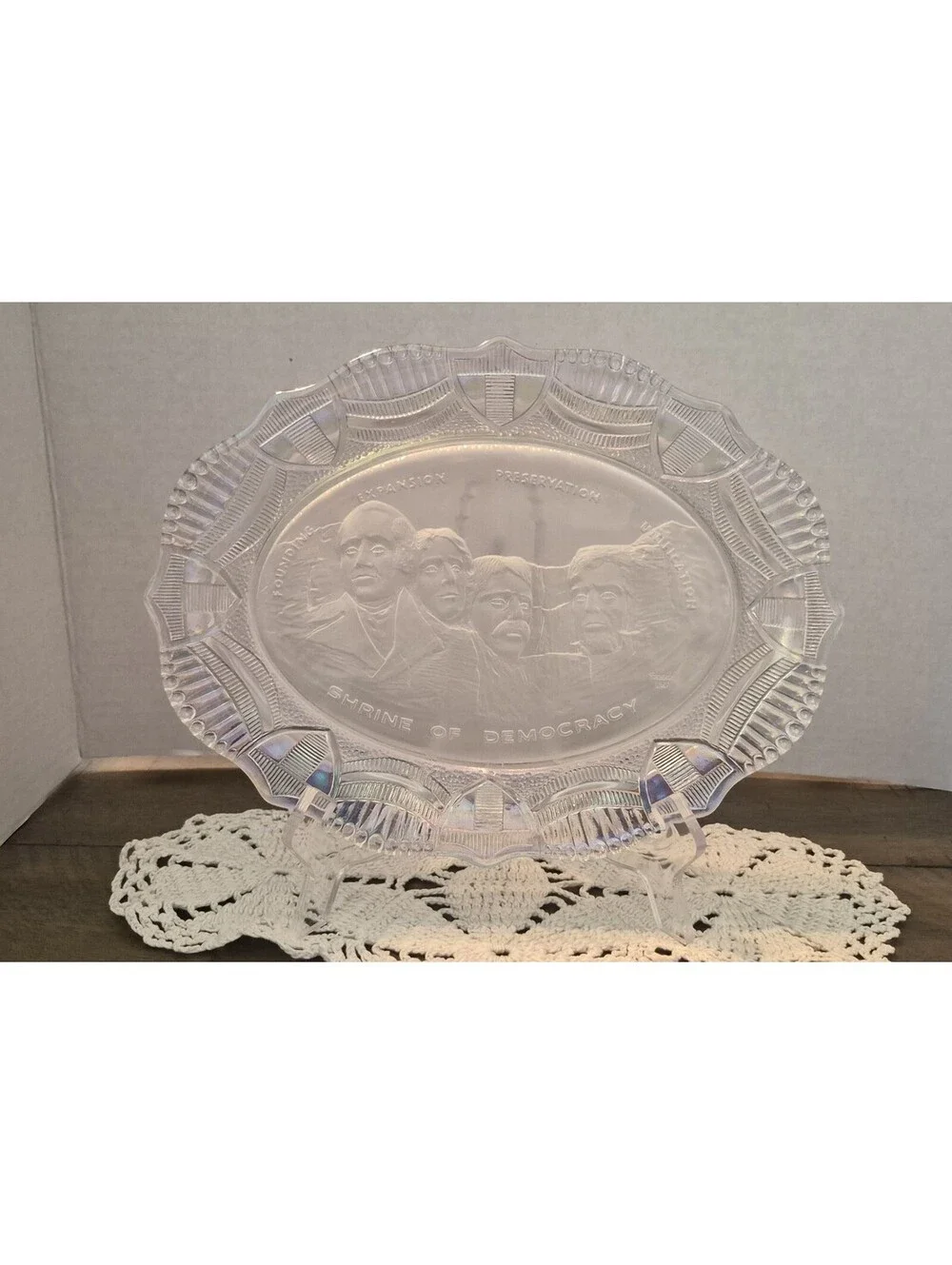 Fostoria American Milestones Shrine Of Democracy Carnival Glass Tray In Box