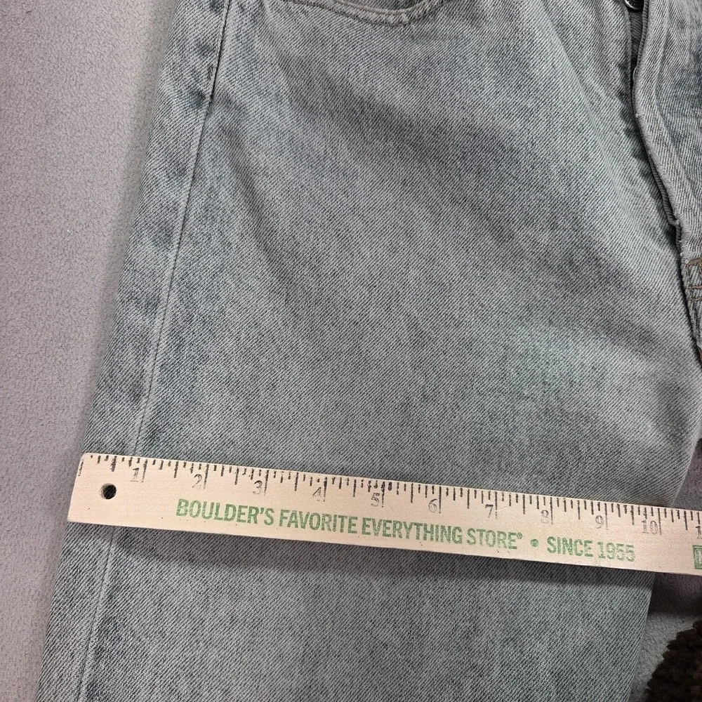 Levis important sizing