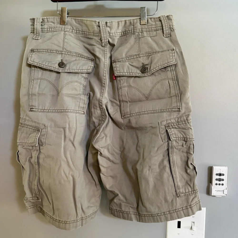 Levis these levi