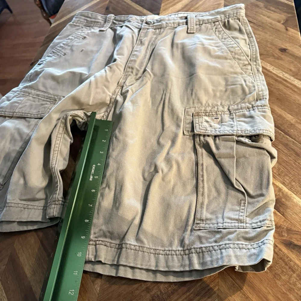 Levis these levi