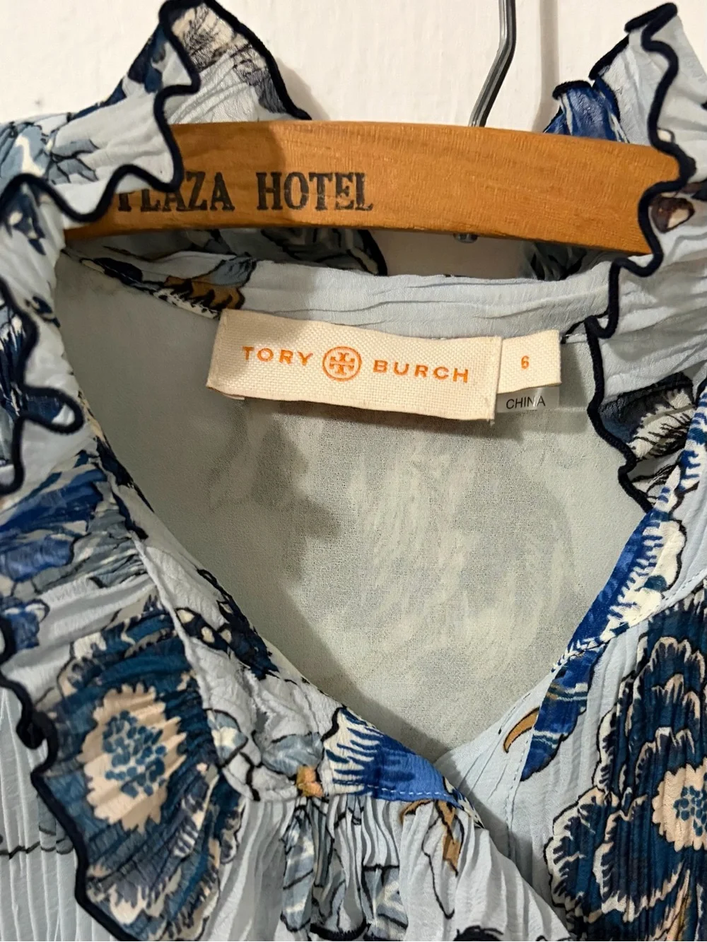 Tory Burch tory burch