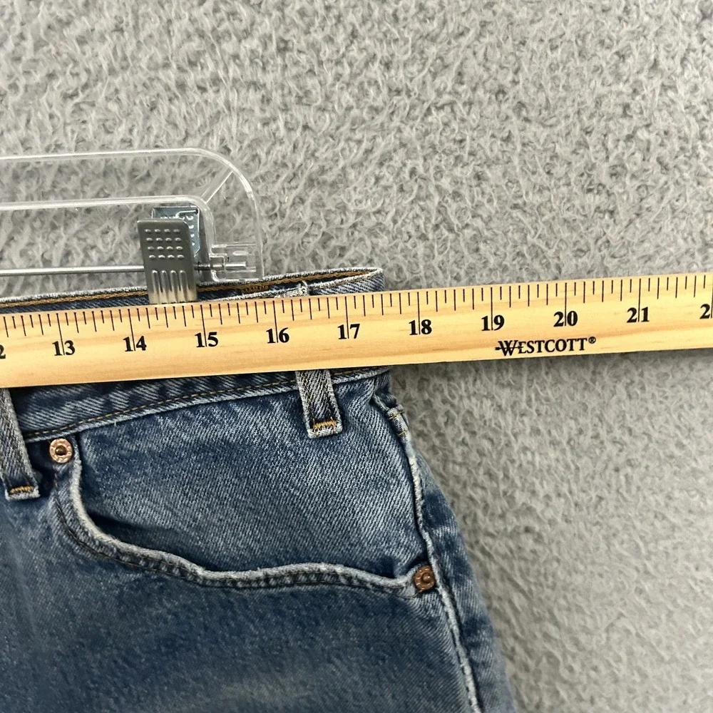 Levis your see take
