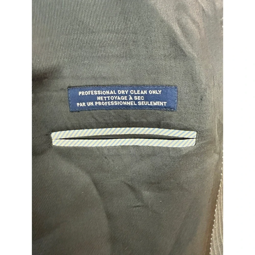 Tommy Hilfiger sophisticated tailoring