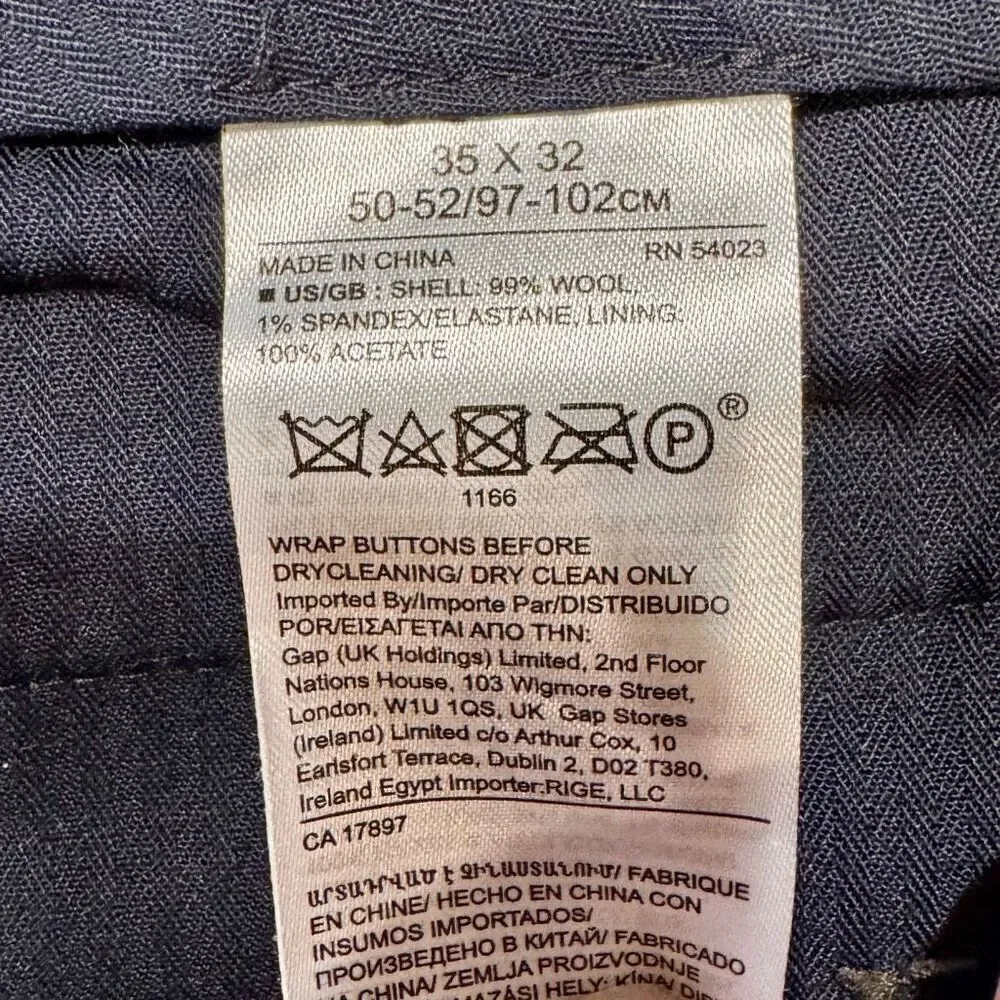 Banana Republic 3” excellent