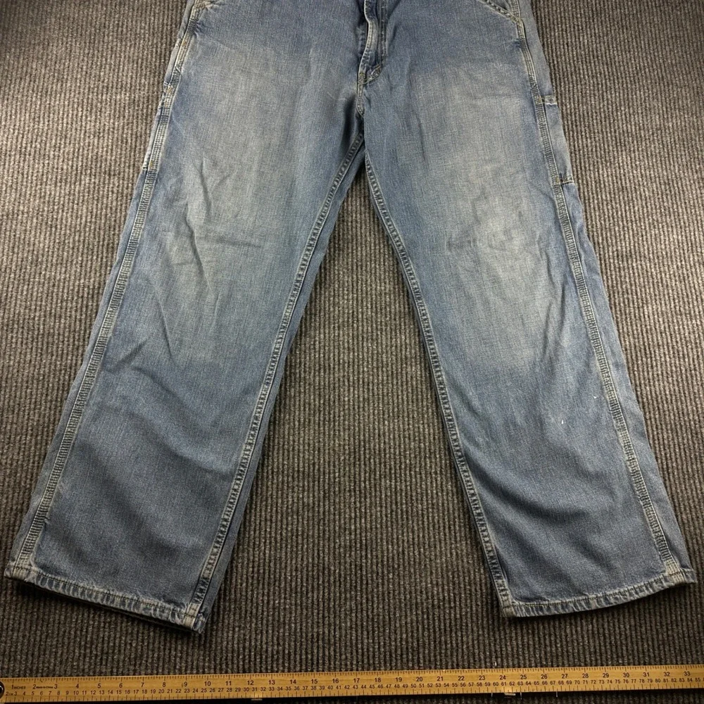 Levis levi carpenter