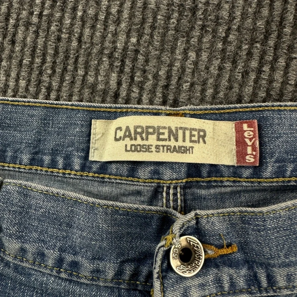 Levis levi carpenter