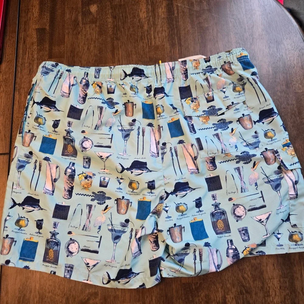 Tommy Bahama Mens 1XLB Swim Trunks Cocktail Barware Print Aqua Blue Board Shorts