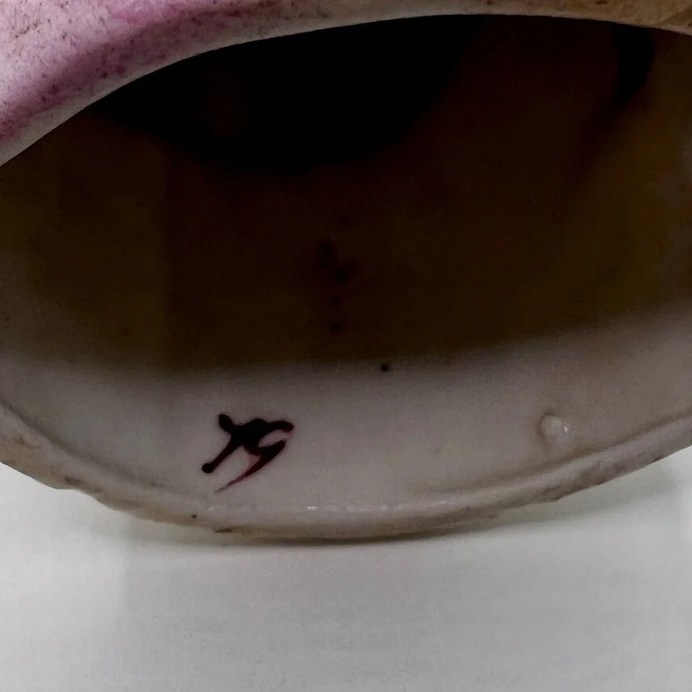 N/A antique bisque