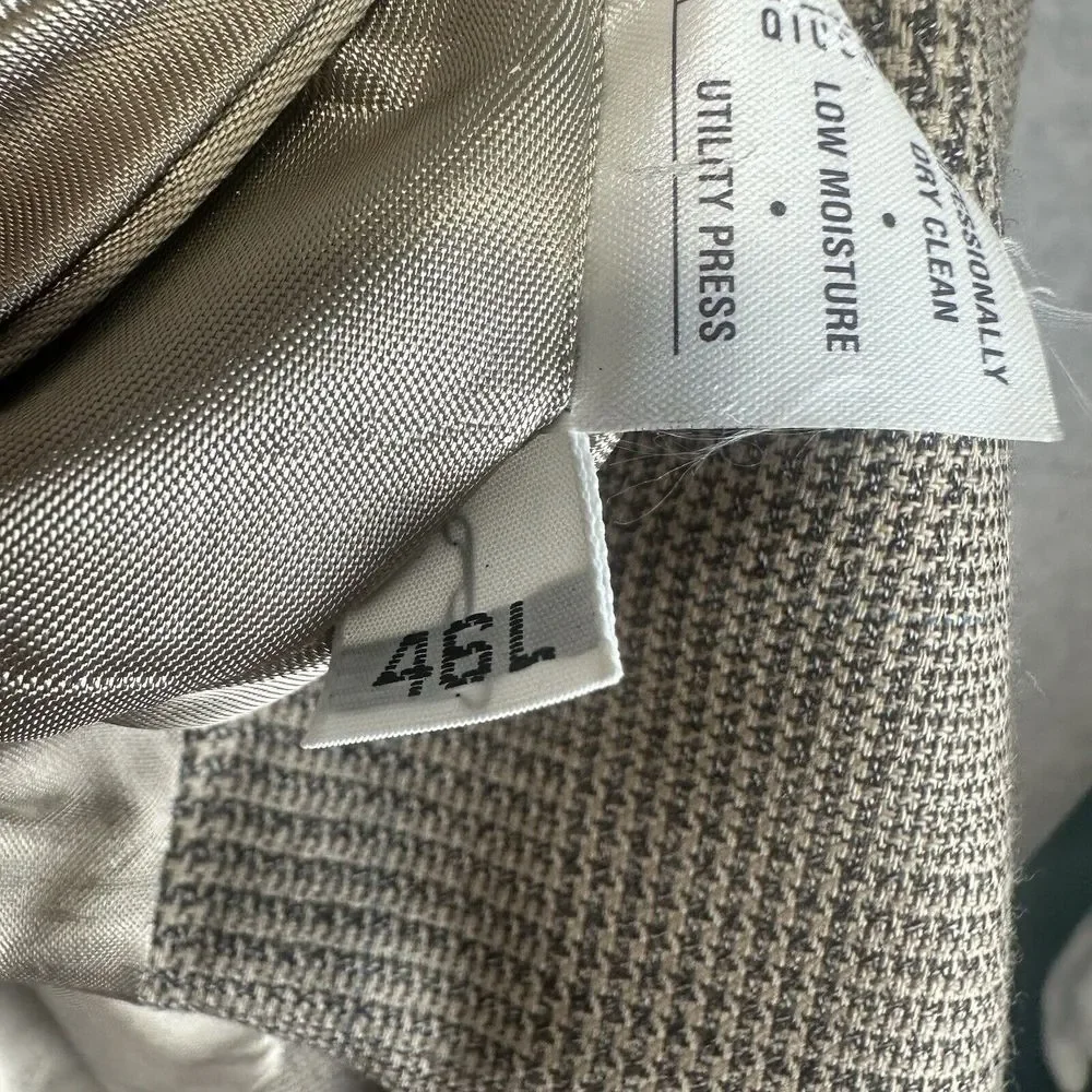 Hart Schaffner Marx good preowned