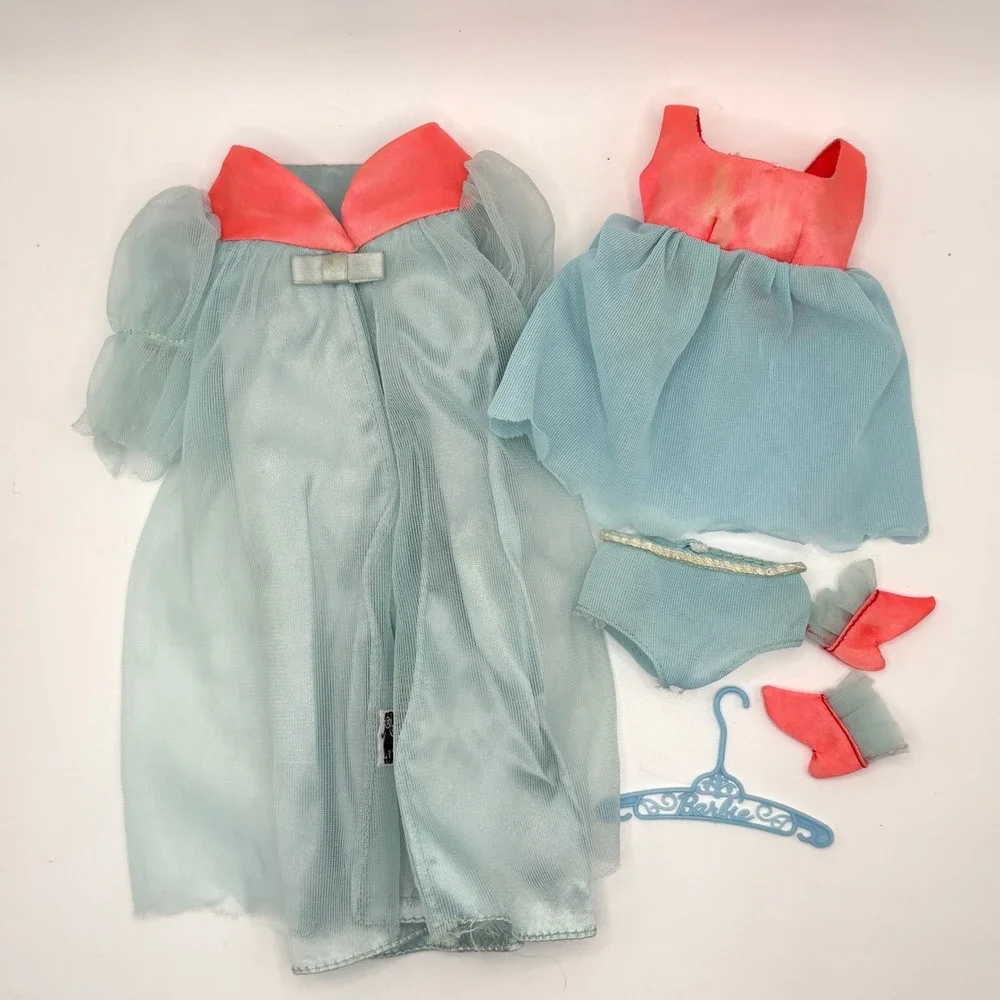 Mattel robe stock barbie®