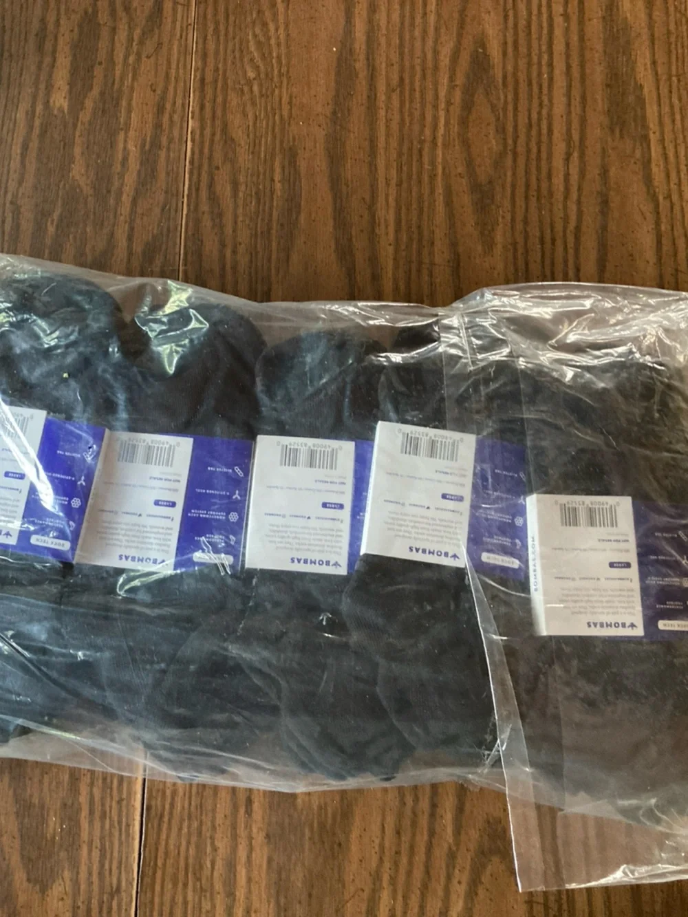 25 pair NEW Bombas crew black  socks unisex size large