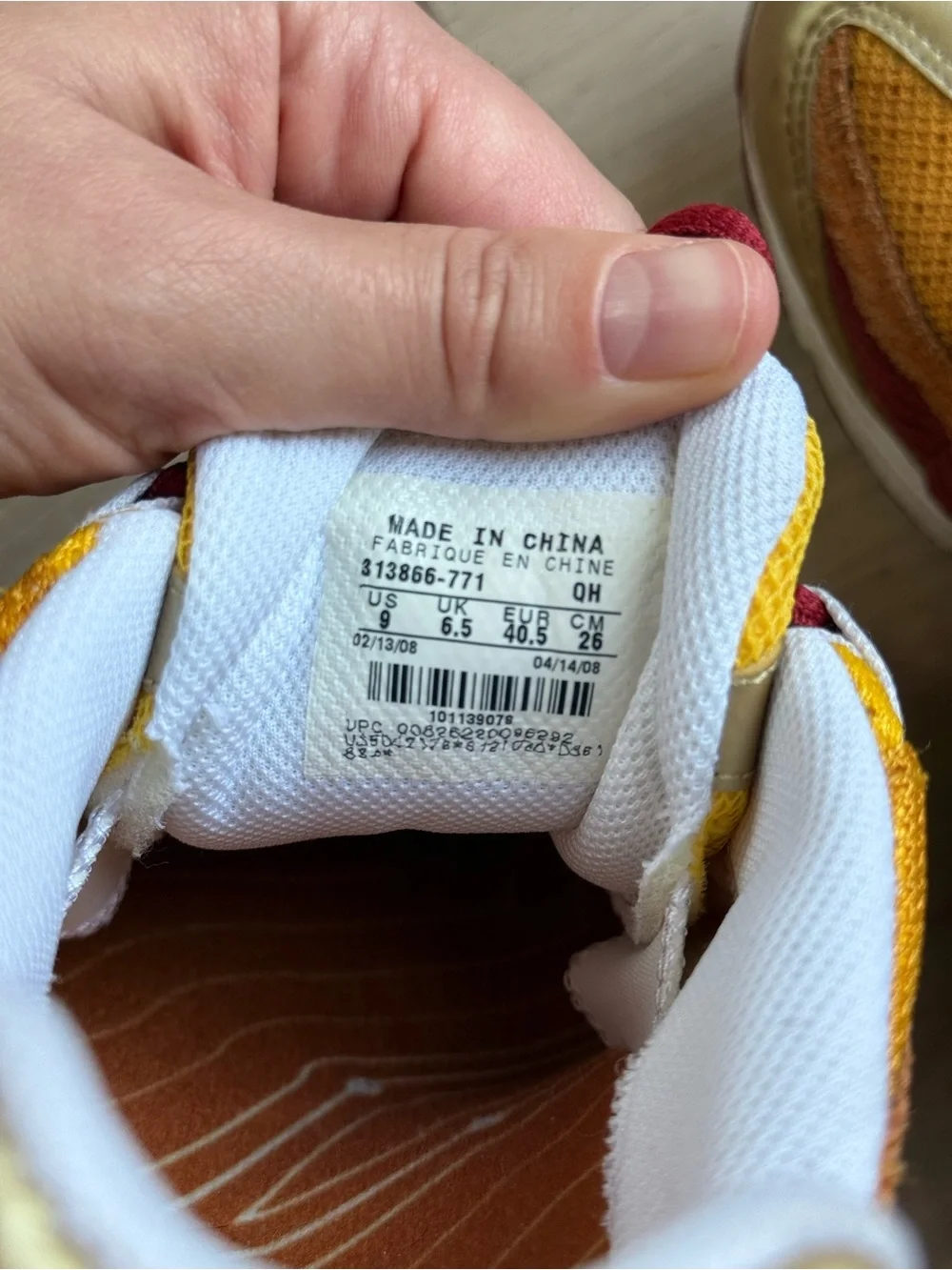 Nike women’s sneakers