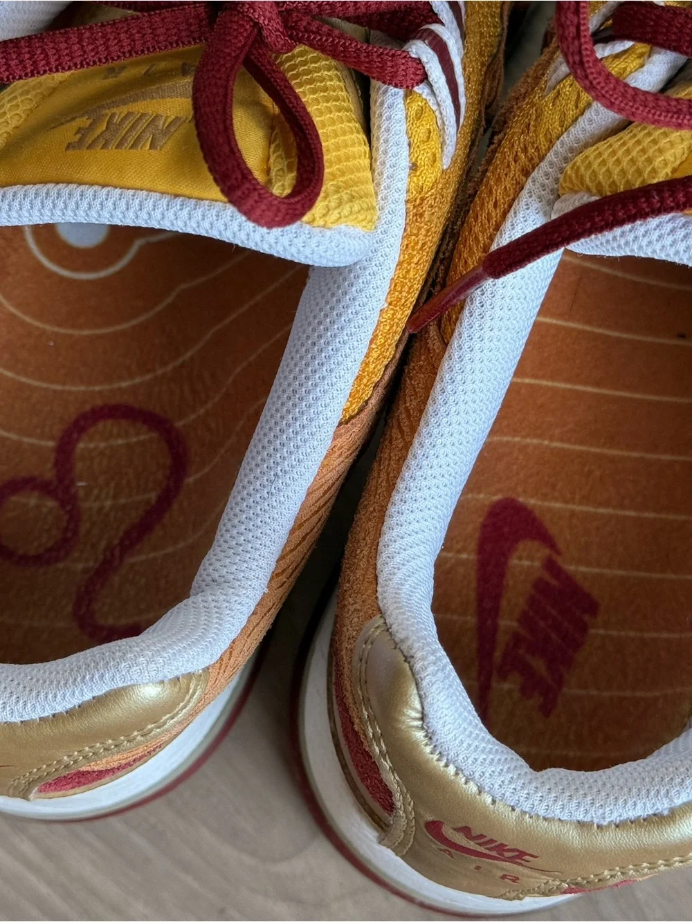Nike women’s sneakers