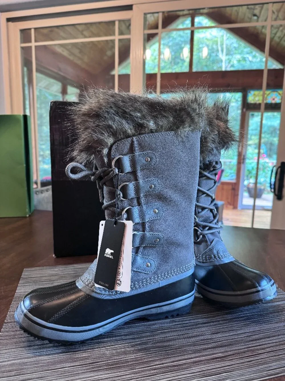 Sorel women size