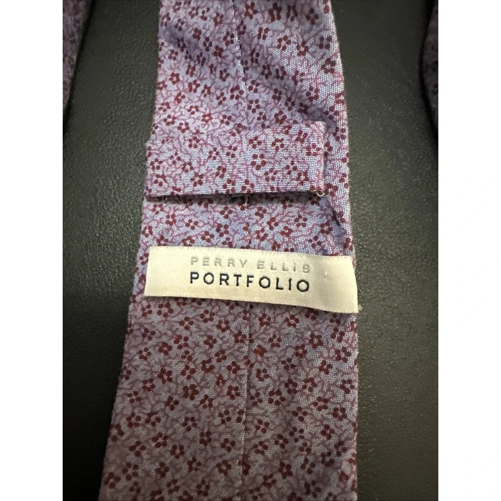 perry ellis portfolio tie 100% Cotton Maroon With Purple Flowers