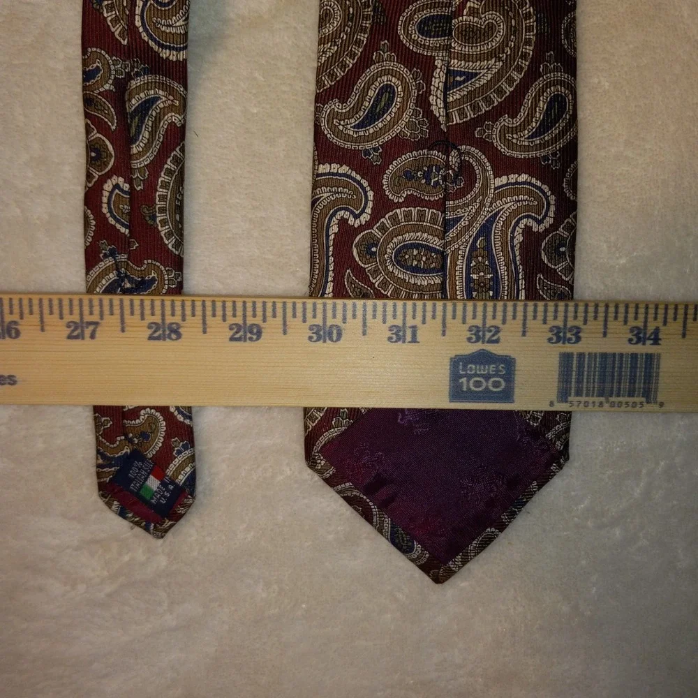 Vintage Austin Reed London-England Paisley 100% Italian Silk Tie Made In USA