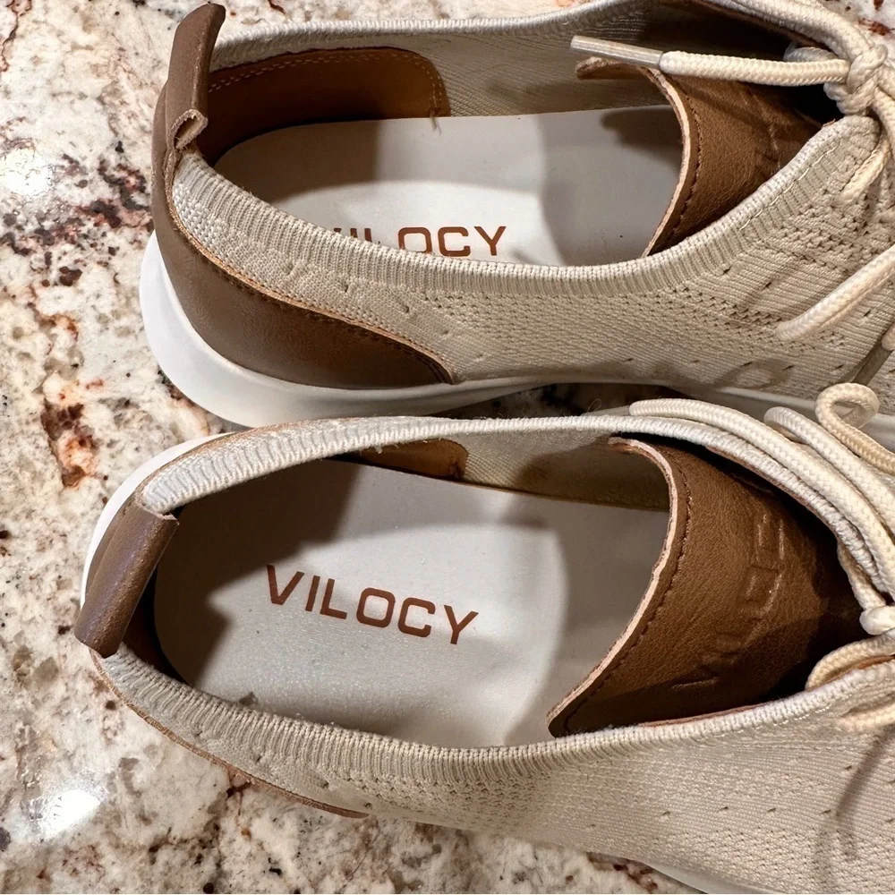 vilocy step out