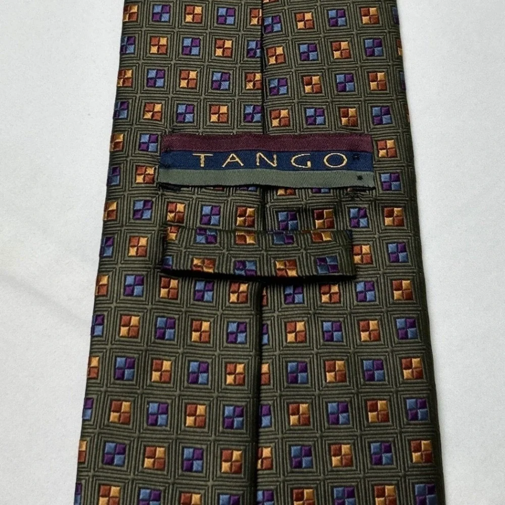 Tango Mens Geometric Square Pattern 100% Silk Necktie 60