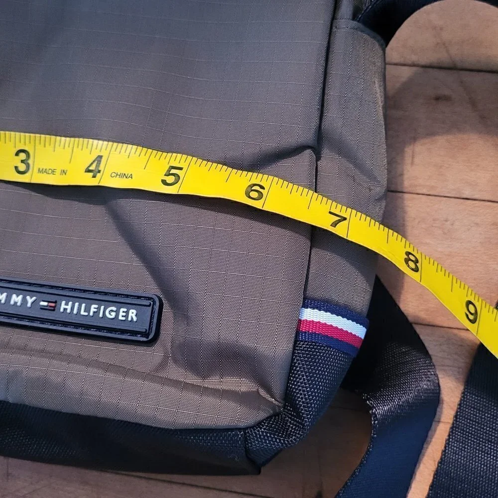 Tommy Hilfiger nwt measures