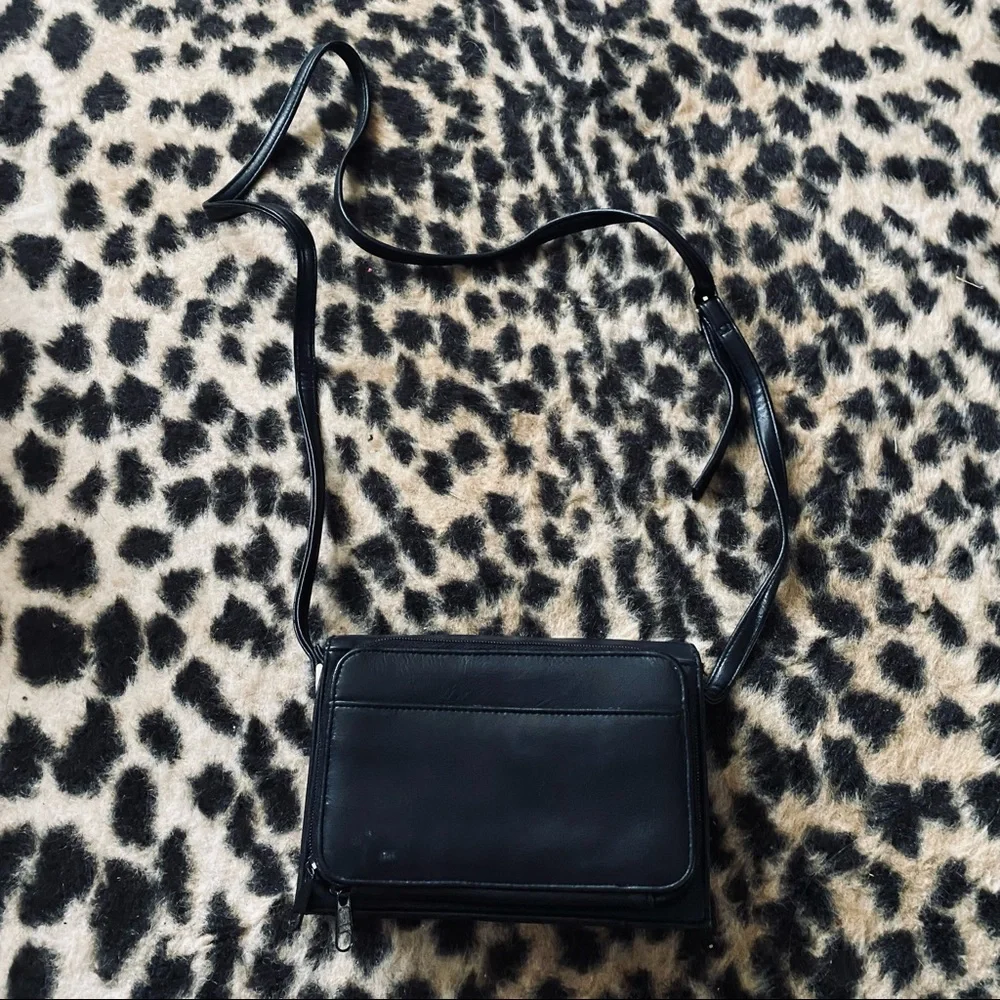 Rosetti black crossbody purse