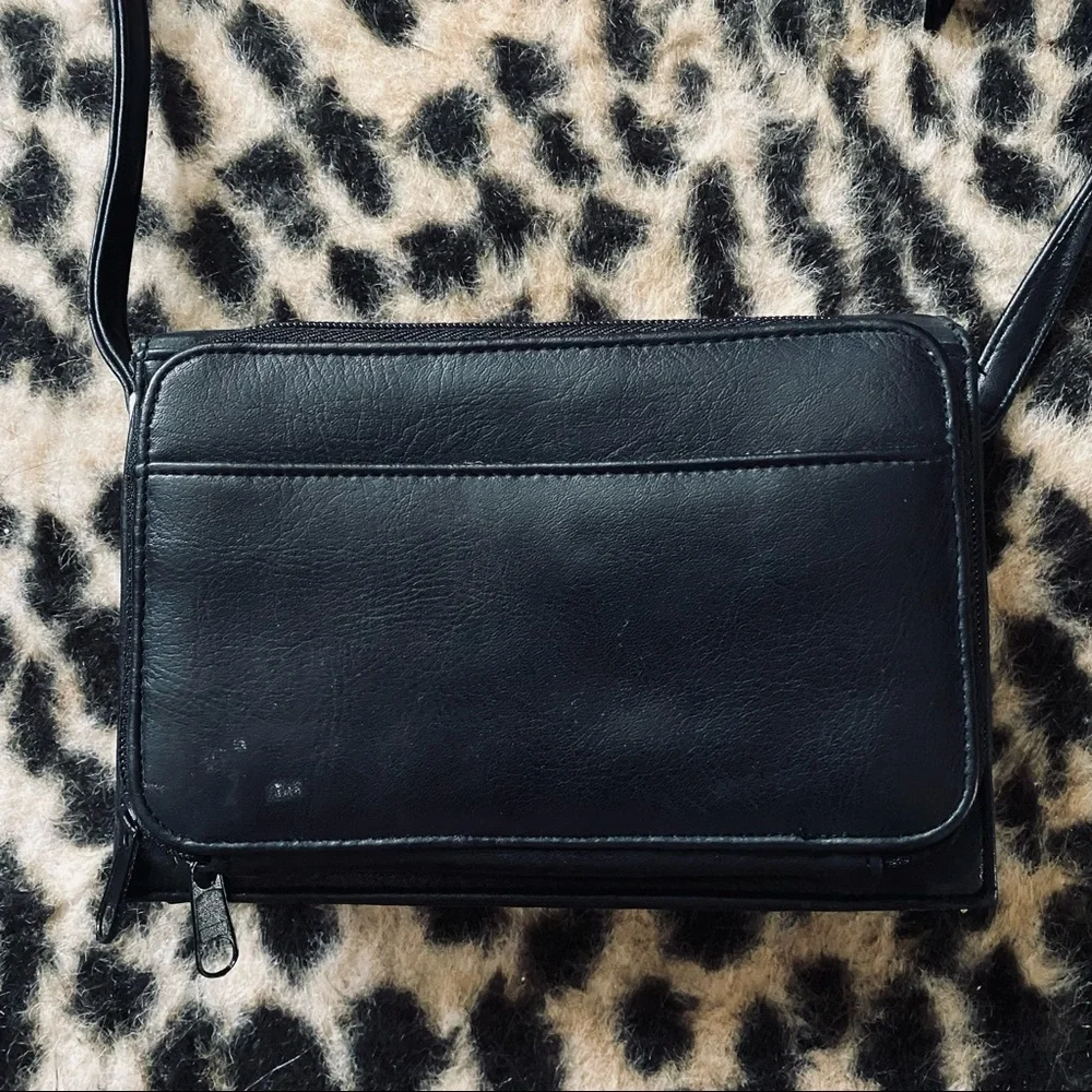 Rosetti black crossbody purse