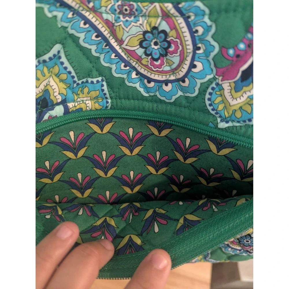Vera Bradley Retired Emerald Paisley Quilted Cotton Crossbody Bag Green Multi