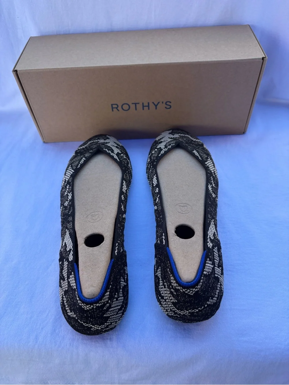 Rothys silhouette cushioned