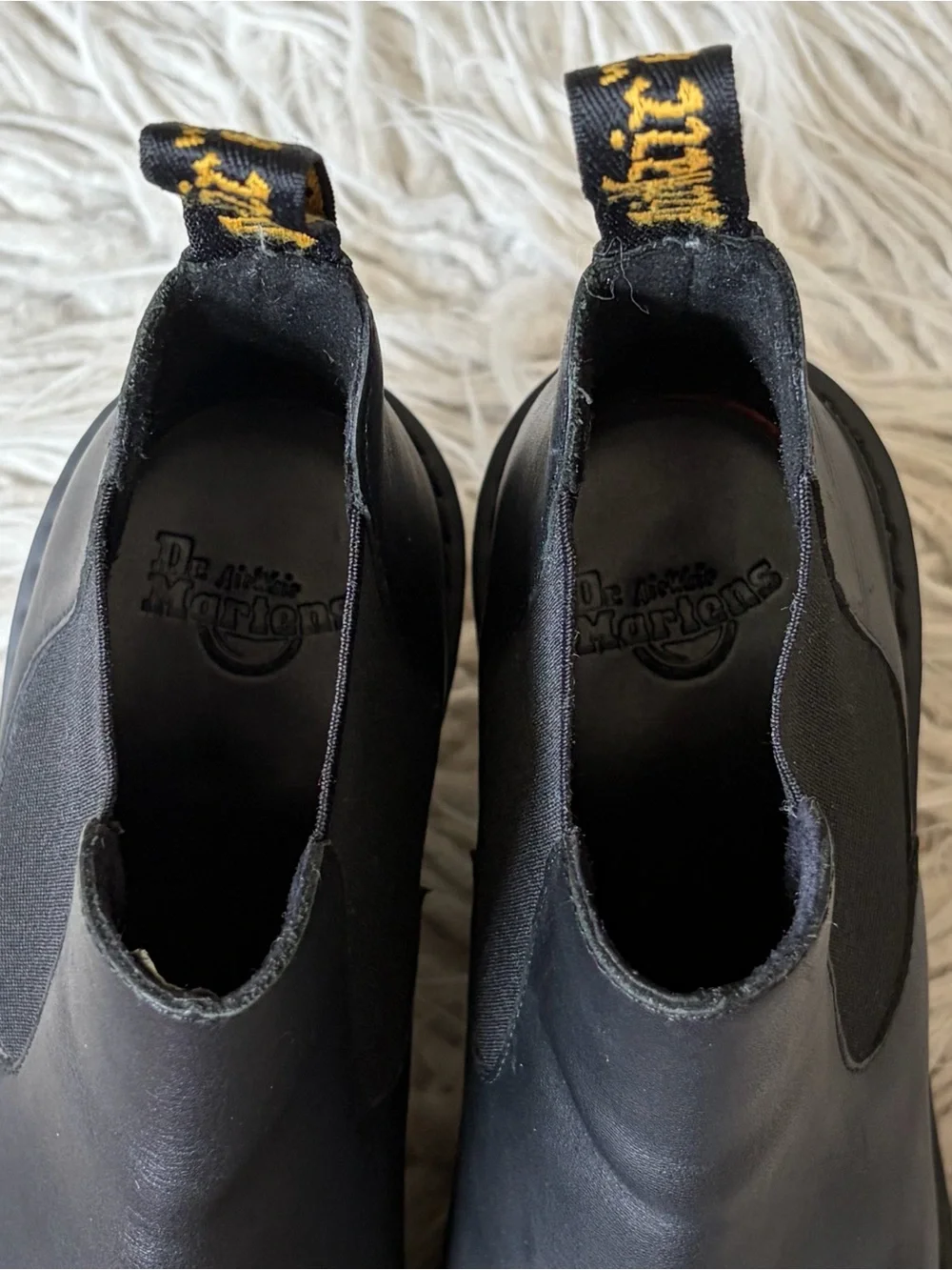Dr Martens Hurston Chelsea High Block Heel Platform Pull On Black Boots EUC Sz 7