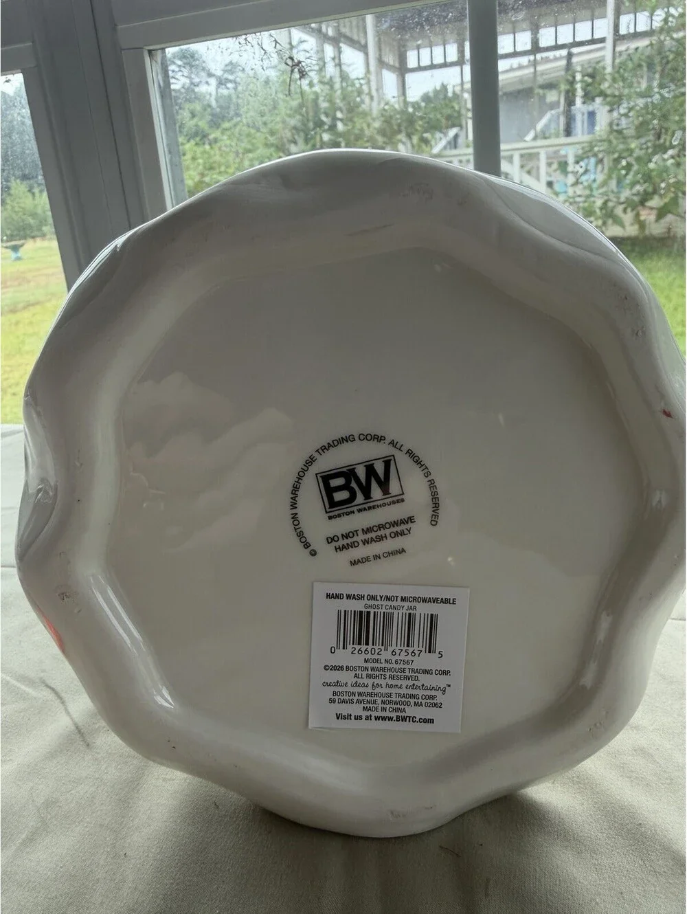 Boston Warehouse Ghost Pumpkin Big Mouth Bowl Halloween
