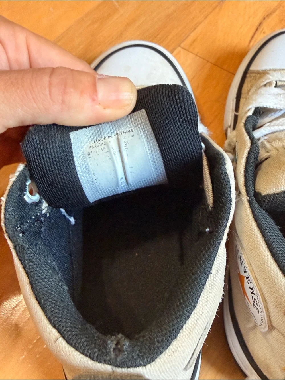 Converse kids sneakers
