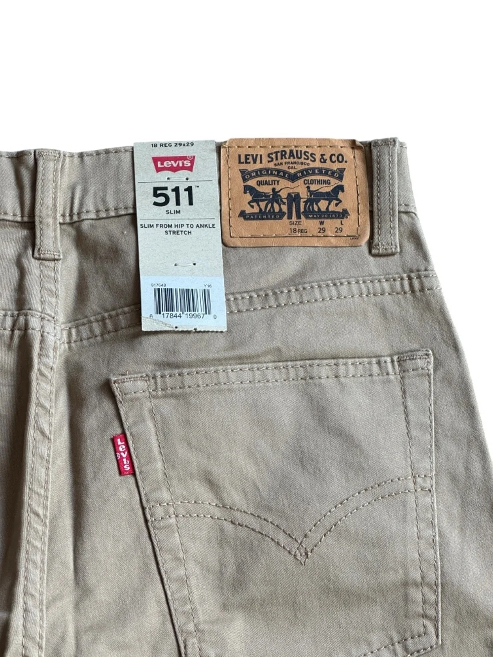Levis super biege