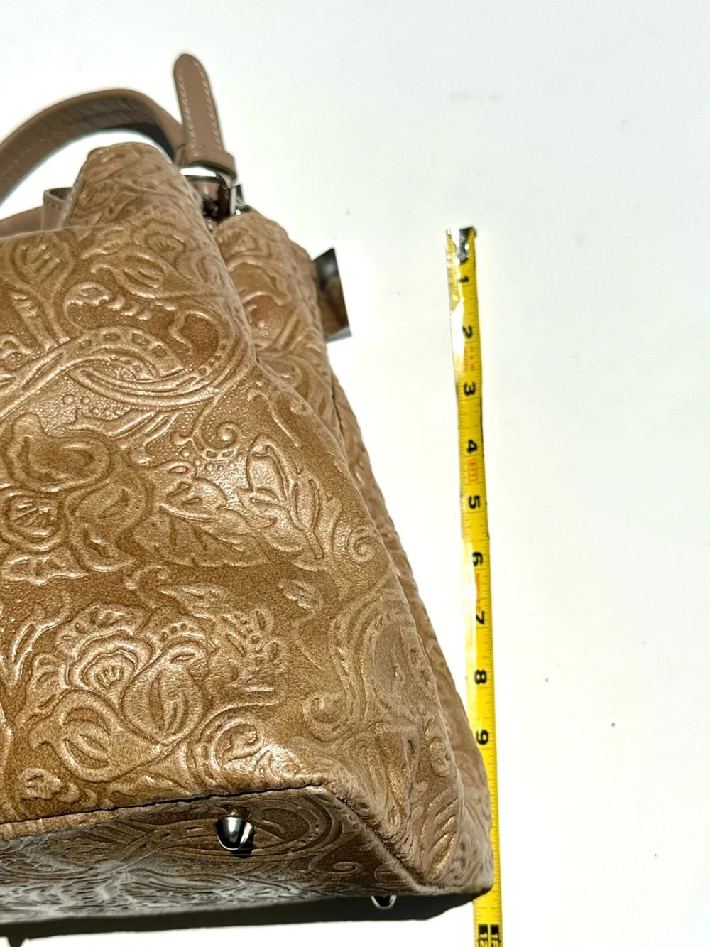 Isadora handmade zip