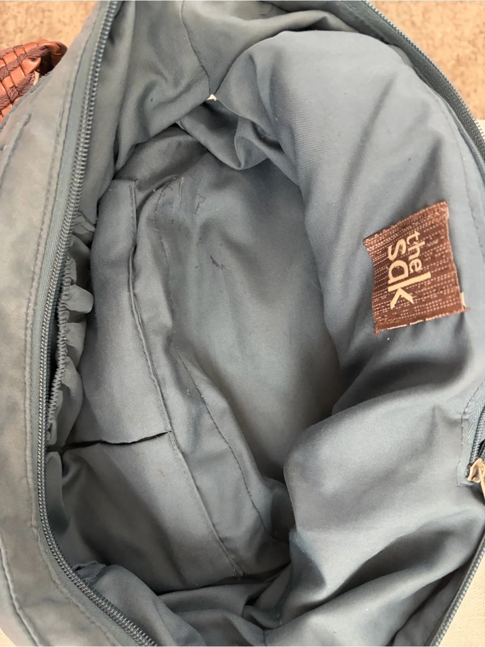 N/A sak woven