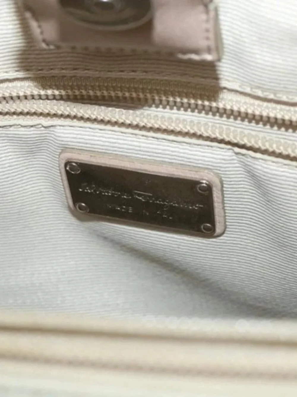 Salvatore Ferragamo brand	salvatore ferragamo